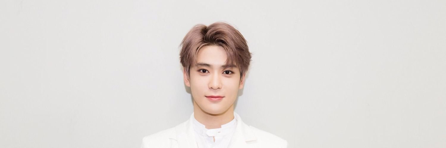 pramaporn_'s profile banner image