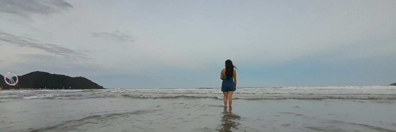 evyareco's profile banner image