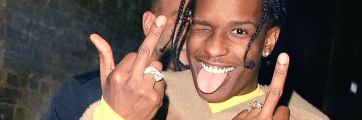 youngglionn's profile banner image