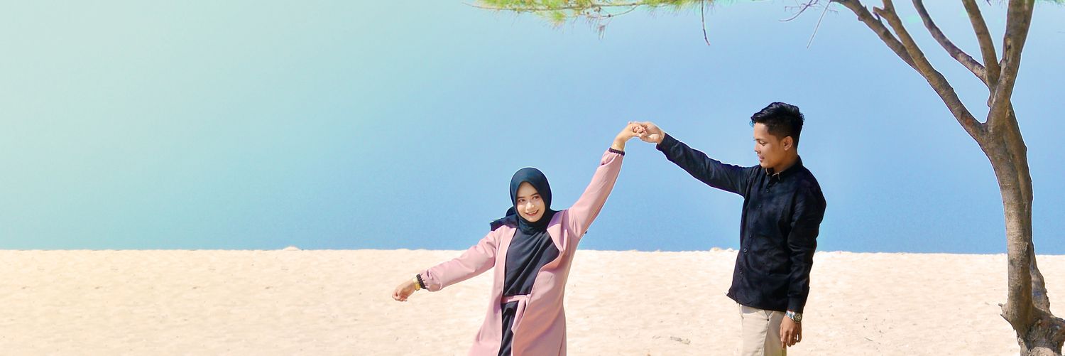 IOzyi's profile banner image