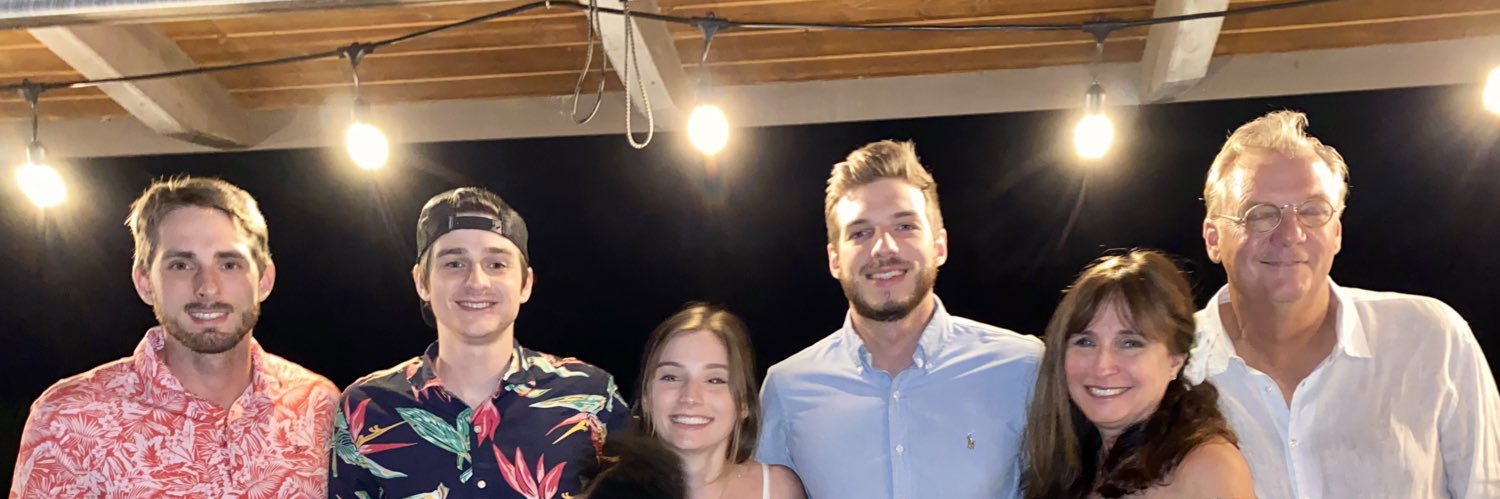ElliottCary's profile banner image