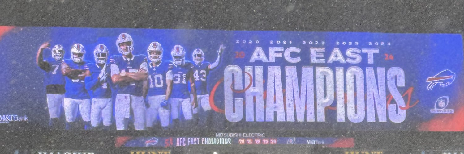 Ashley Petty🦬's banner