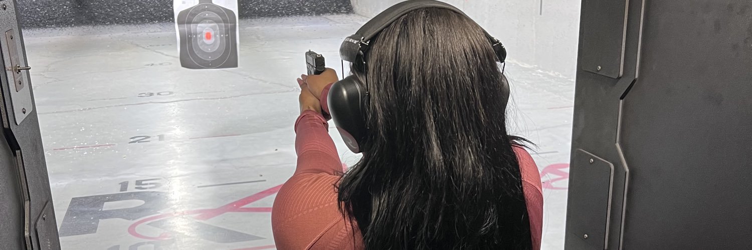 Lana Kane 🔫 banner