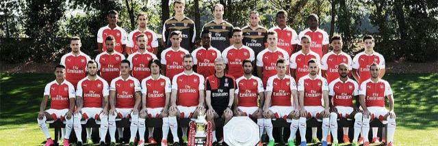 Arsenal France banner