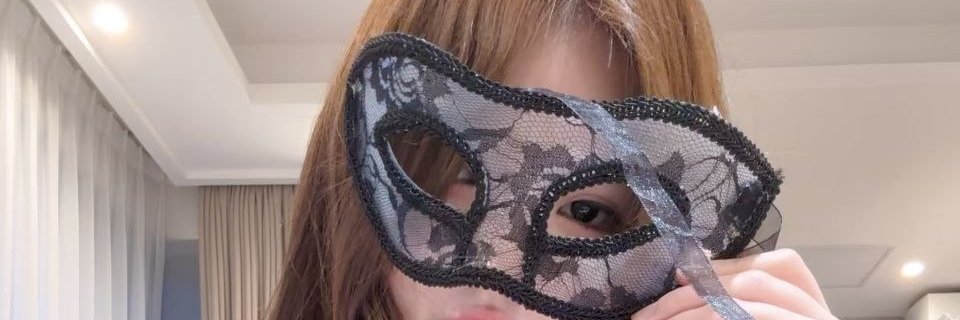 艾莉娜 banner