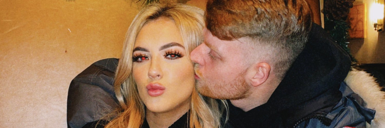 mollylee00's profile banner image