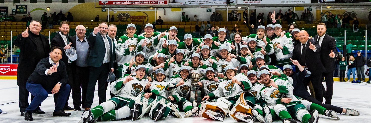 xyz - Everett Silvertips banner