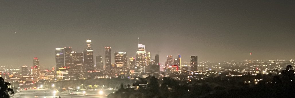 lin_lovve's profile banner image