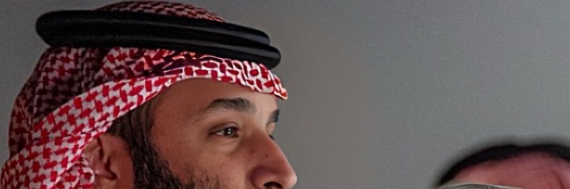 Q9 banner