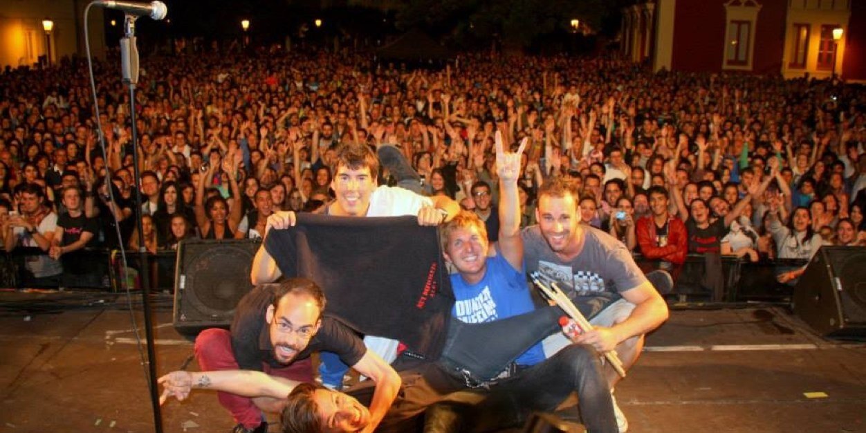 Muy Deficiente banner