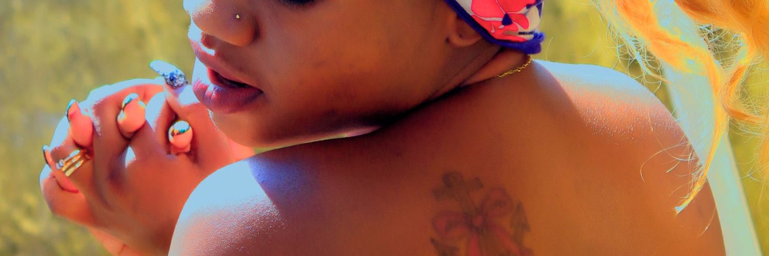 anuwomxxx's profile banner image