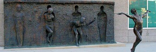 Lucy Flannery 💜🤍💚 banner