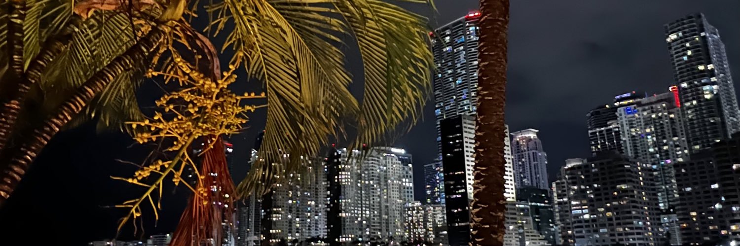 B banner