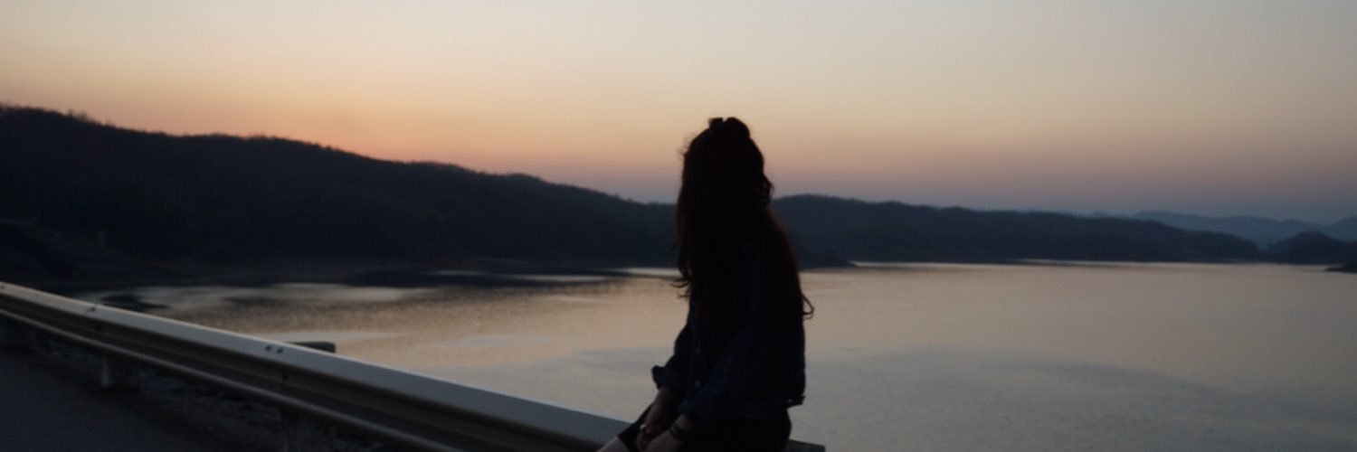 mlmtkwAA's profile banner image