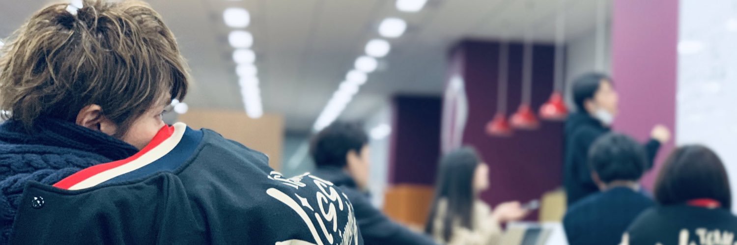 2m732772's profile banner image