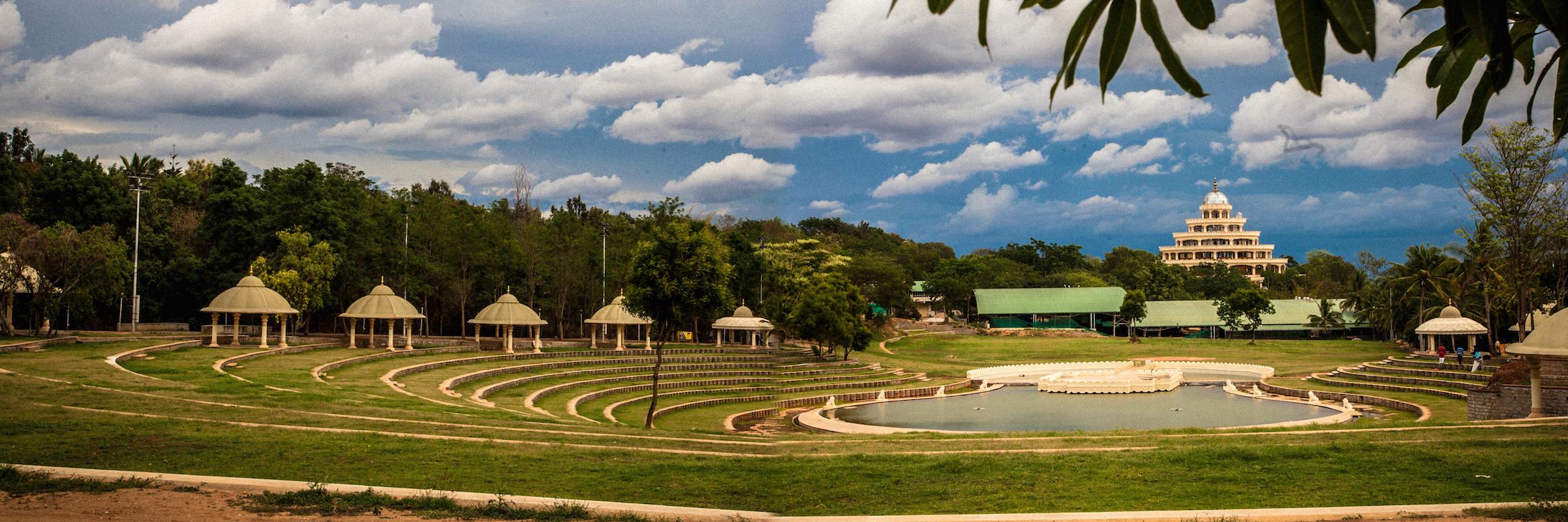 Suchit Karande 🇮🇳 banner