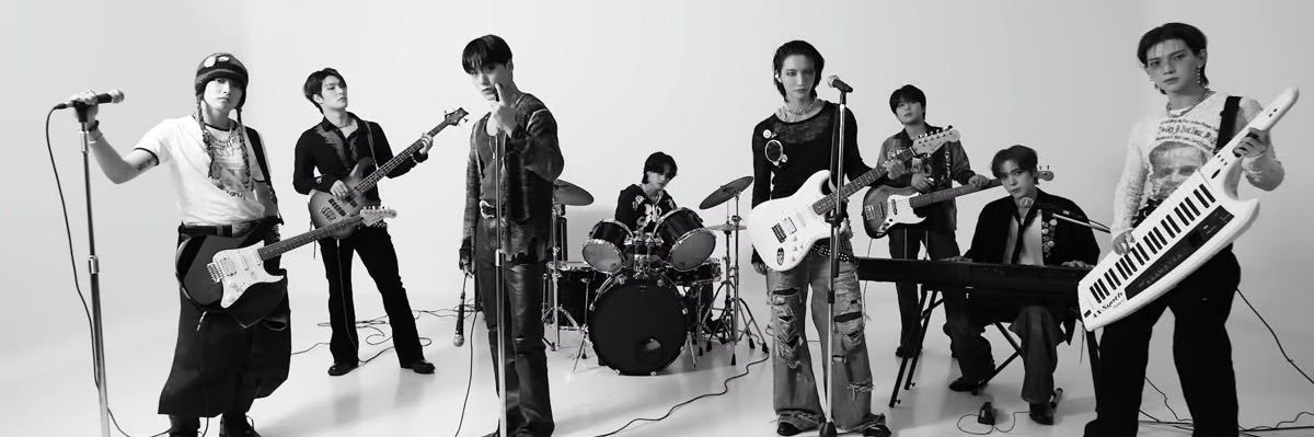 vvkaduchiha's profile banner image