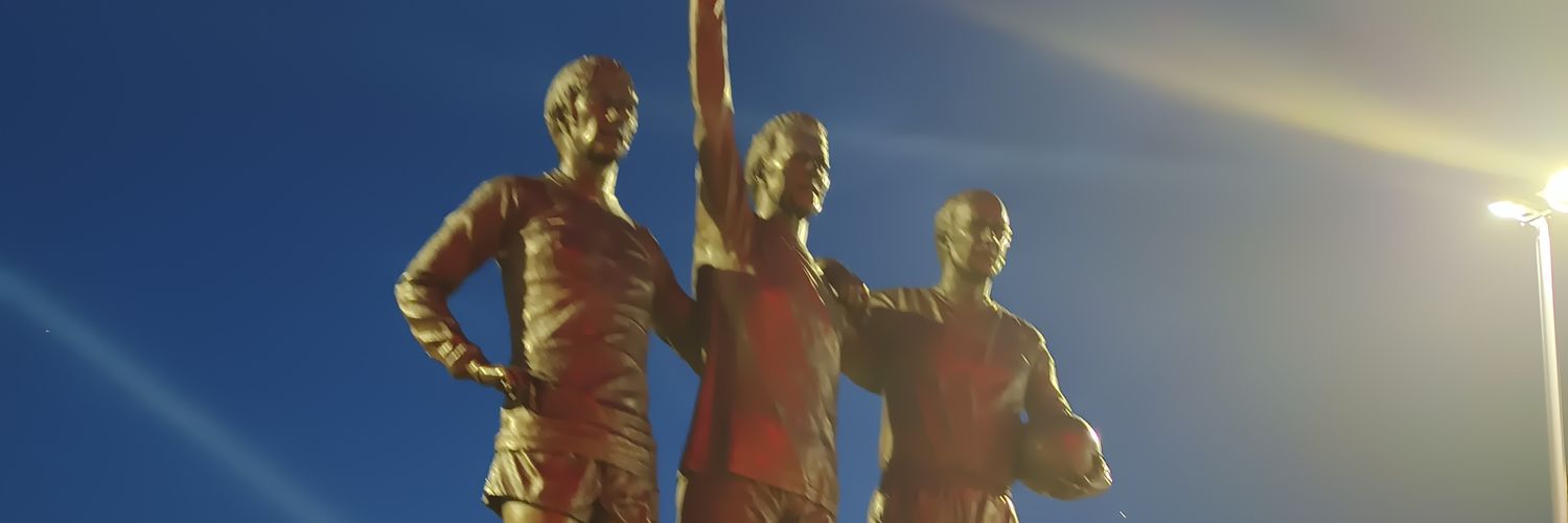 seuninio's profile banner image