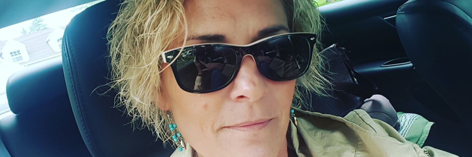juleemdaniels's profile banner image