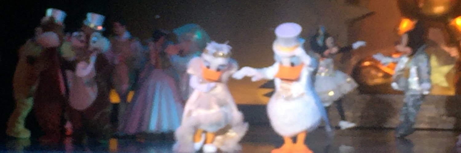 kdm_cheki's profile banner image