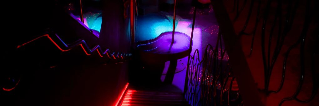 WeMagnifique's profile banner image