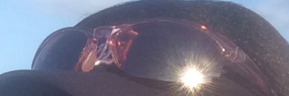 dee_renn's profile banner image