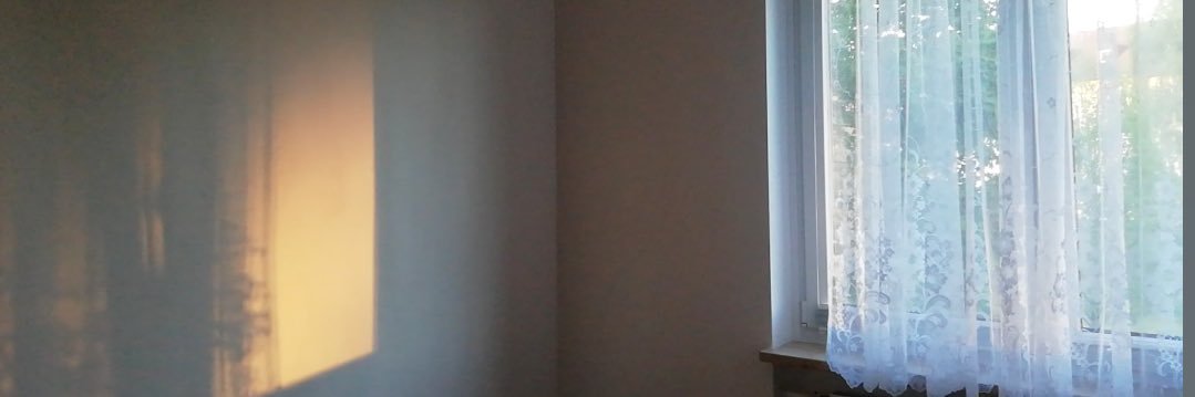 azadeb15's profile banner image