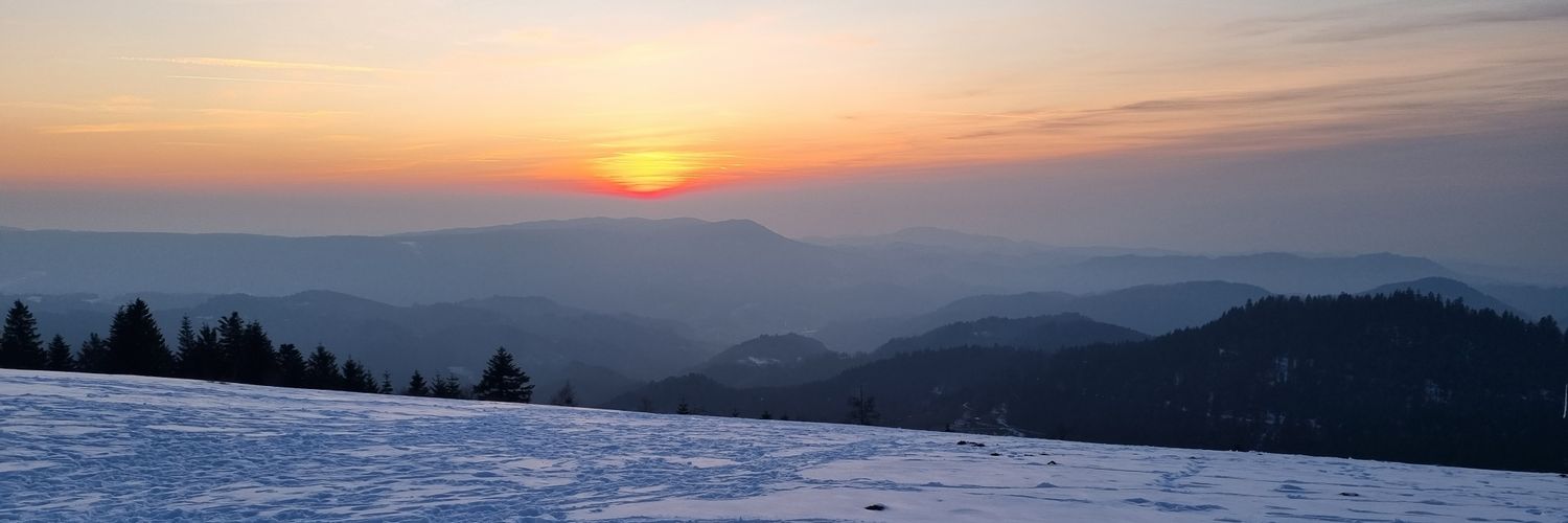 DJNBE's profile banner image