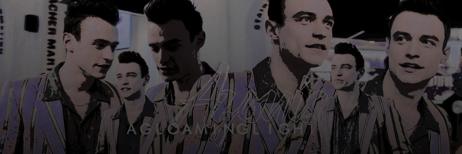 AGloamingLight's profile banner image