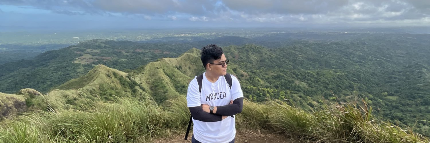 romromz15's profile banner image