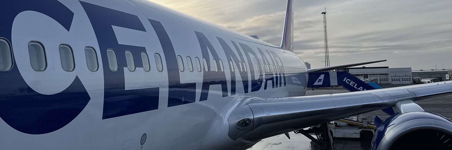 robdvvnz's profile banner image