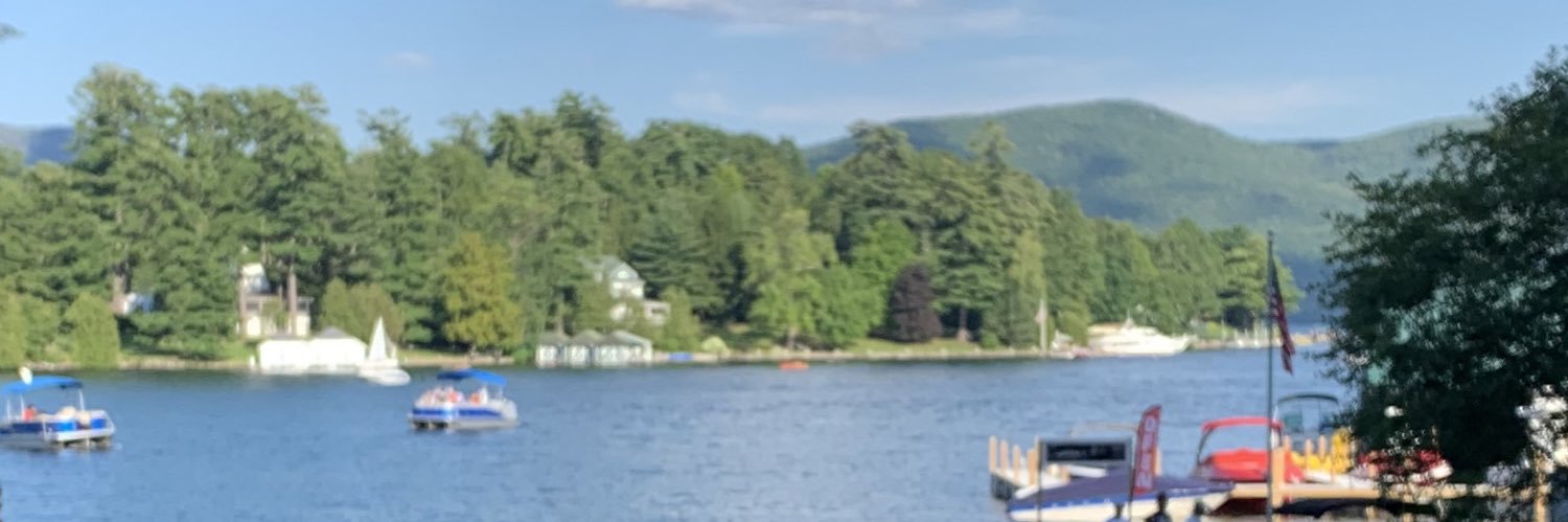 carolinenigro's profile banner image