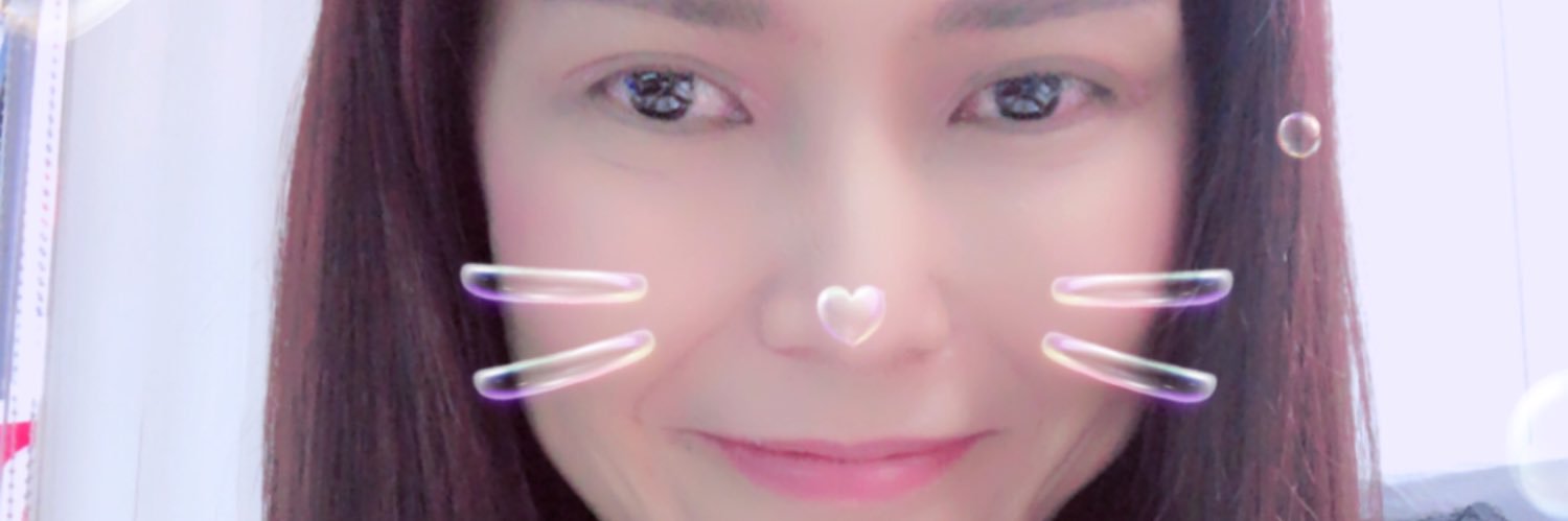 b_suchada's profile banner image