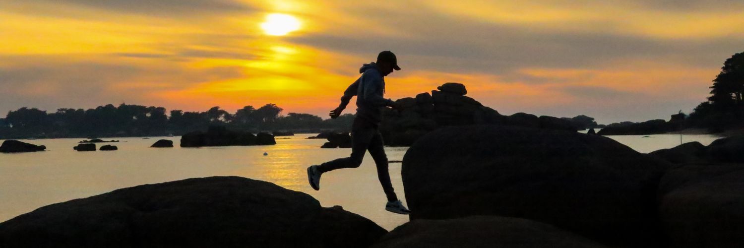 Chlooebe's profile banner image