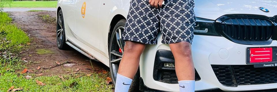 msihlo's profile banner image