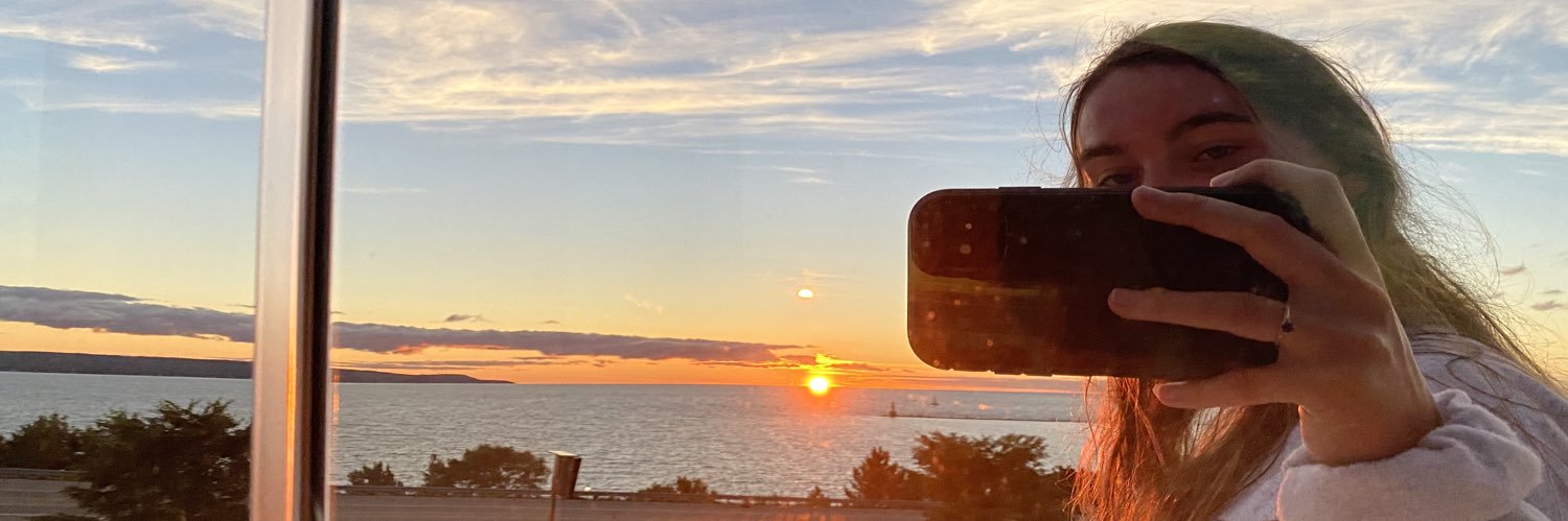 haley_sid16's profile banner image