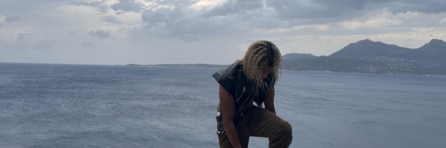 Rayanlvtt's profile banner image
