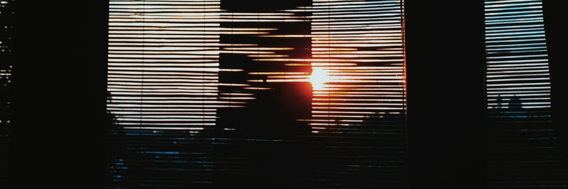 deniief's profile banner image