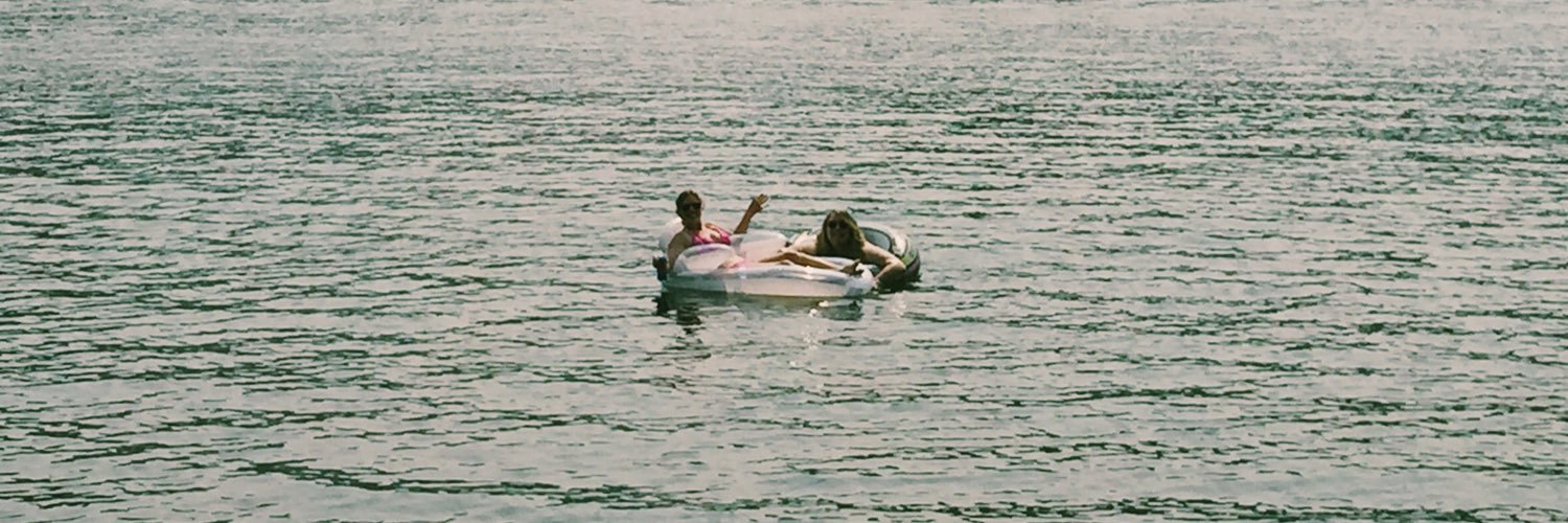 chasesbicca's profile banner image