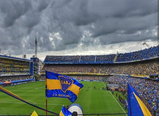 akMaiFerro's profile banner image
