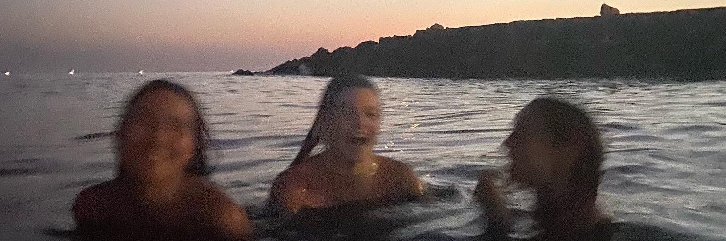 Kmbitches's profile banner image