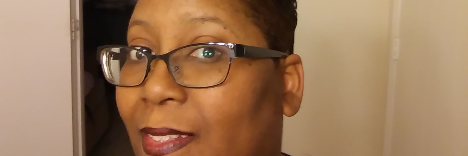 KMAPink15's profile banner image