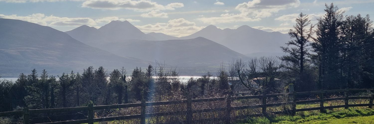 fihill's profile banner image