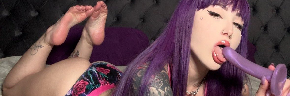 Valericasuck's profile banner image