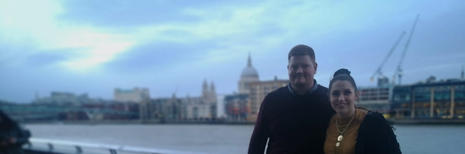 anneranner's profile banner image