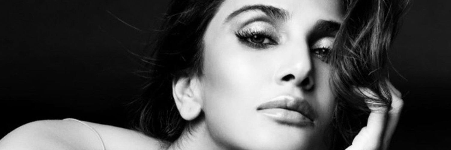 Vaaniofficial's profile banner image