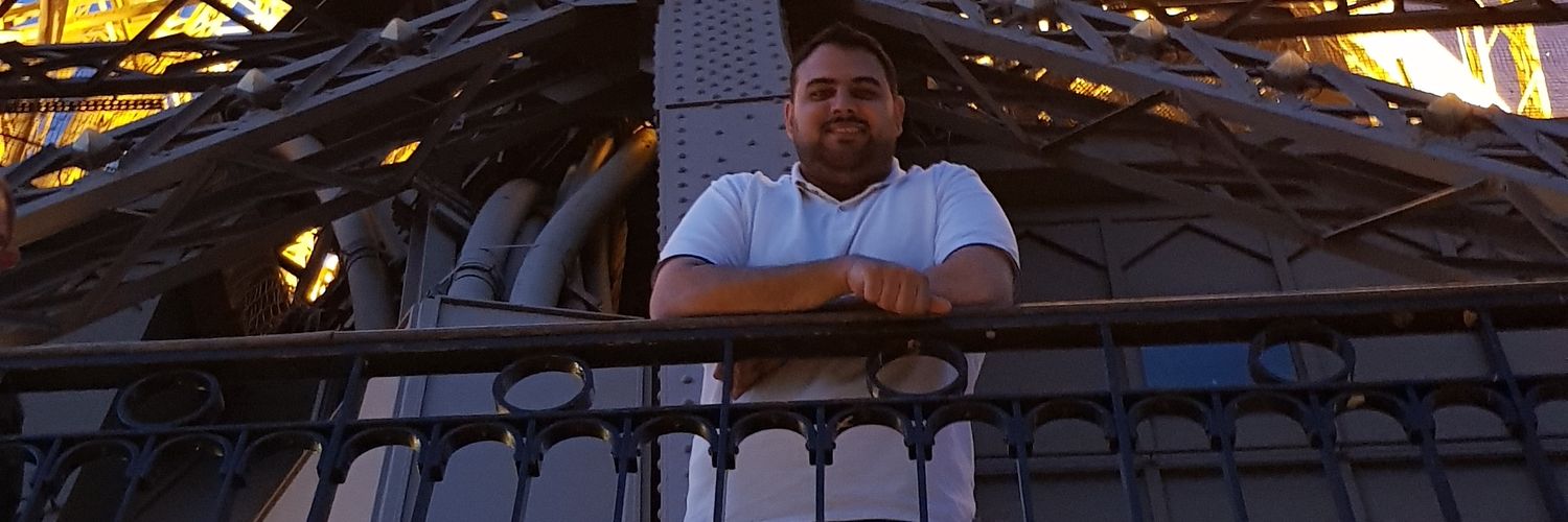 arefmoe's profile banner image