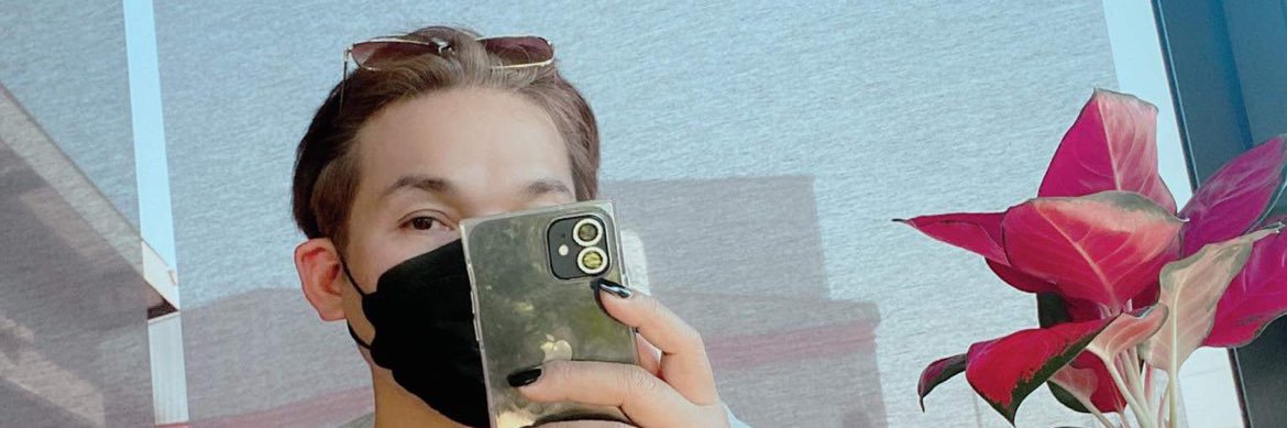 aumzazanza's profile banner image