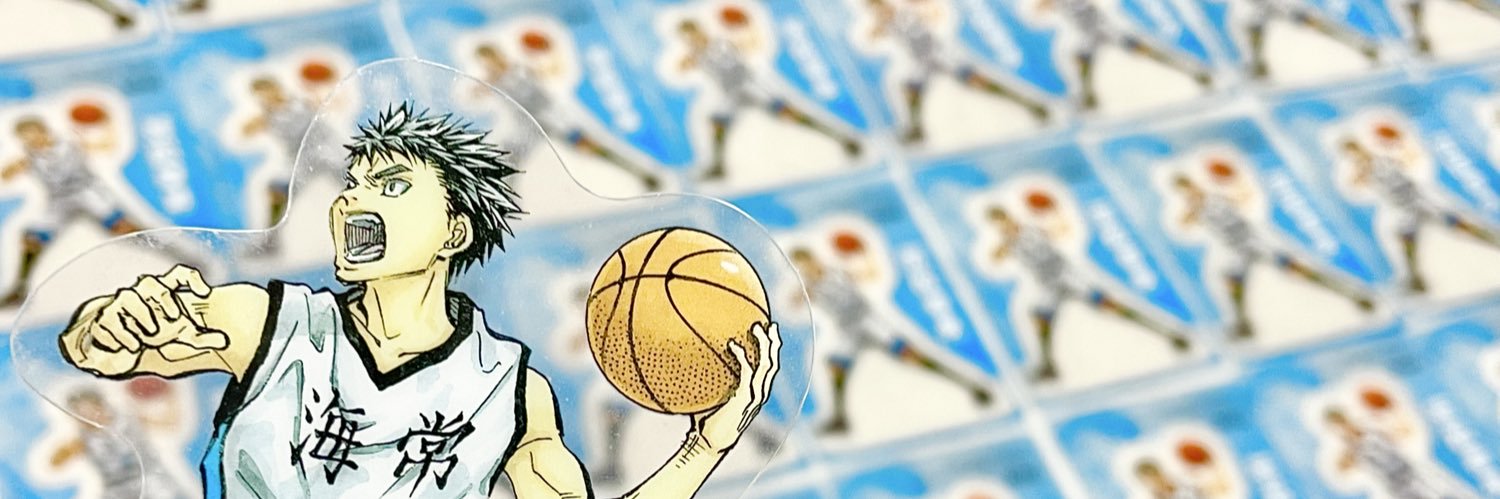 y4729_r's profile banner image
