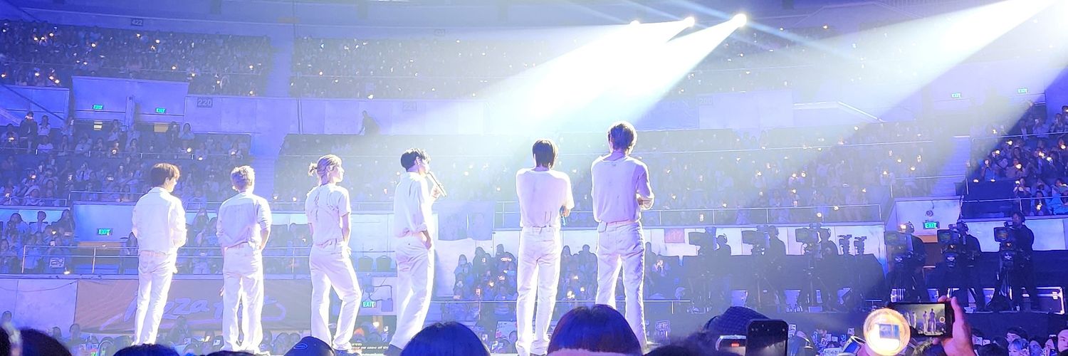 junehobi's profile banner image